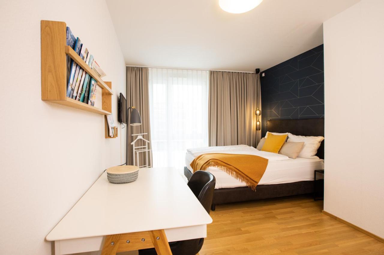 Ferienwohnung Pfaender フリードリヒスハーフェン エクステリア 写真