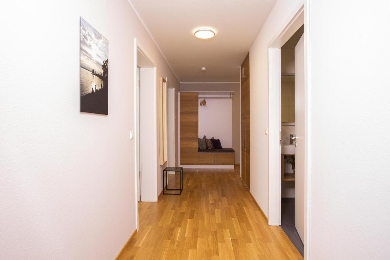 Ferienwohnung Pfaender フリードリヒスハーフェン エクステリア 写真